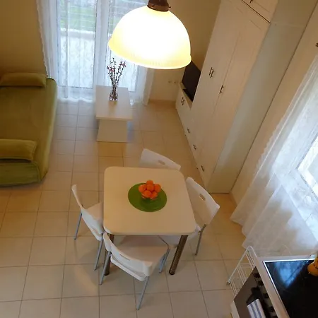 Kalimera Apartment *