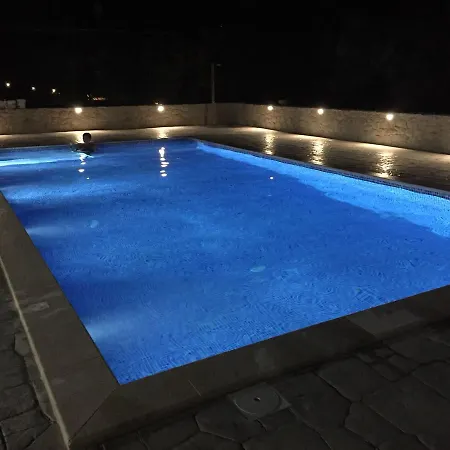 Kalimera Apartment *